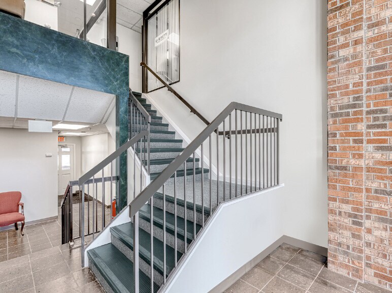 More Photos Of 385 Clinton Ave, Wyckoff Medical For Sale