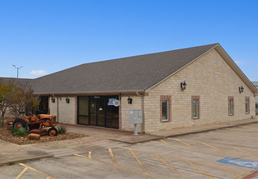 More Photos Of 4003 W Stan Schlueter Loop, Killeen Medical For Sale