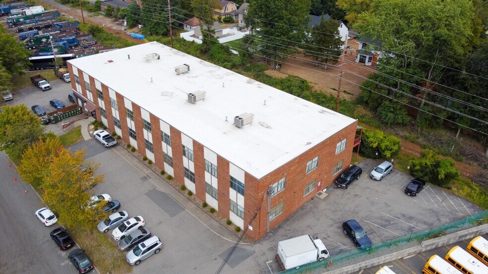 More Photos Of 51 Railroad Ave, Closter Warehouse For Sale