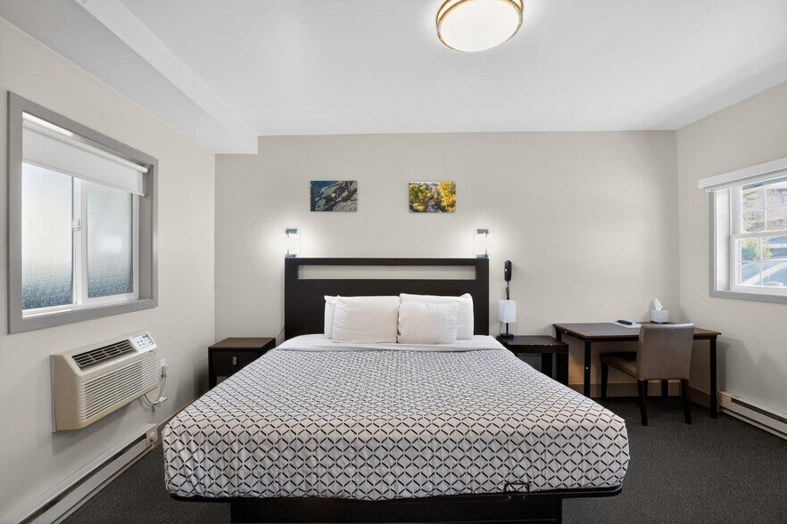 More Photos Of 220 Midland Ave, Basalt Hotel For Sale