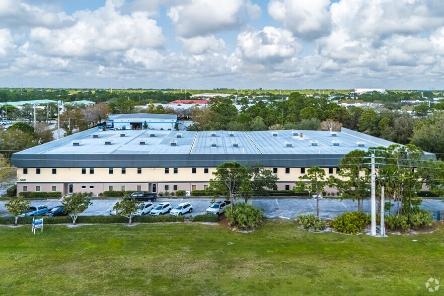 Primary Photo Of 660 NW Peacock Blvd, Port Saint Lucie Manufacturing For Lease