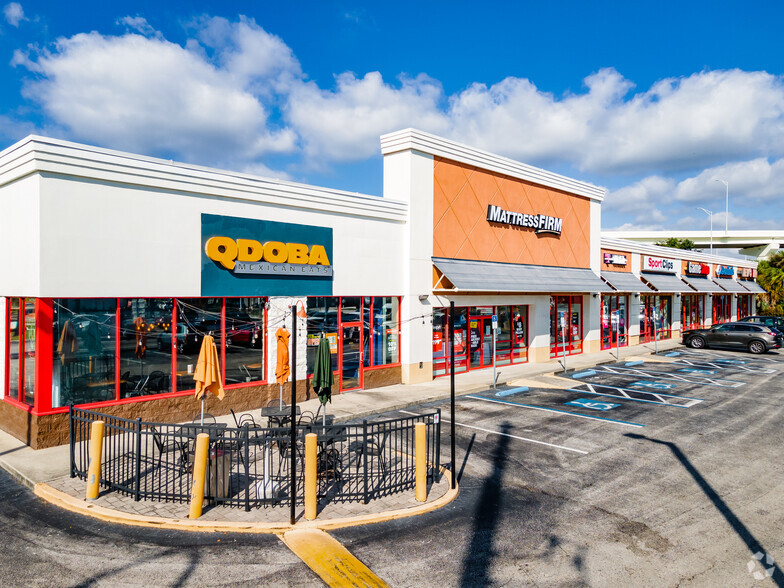 Primary Photo Of 3801 W Gandy Blvd, Tampa General Retail For Lease