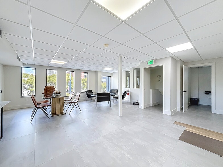 More Photos Of 232 SW 8th St, Miami Medical For Sale