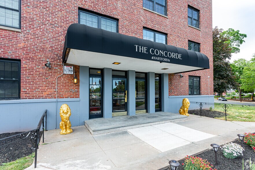 Primary Photo Of 98 Garden St, Hartford Apartments For Sale