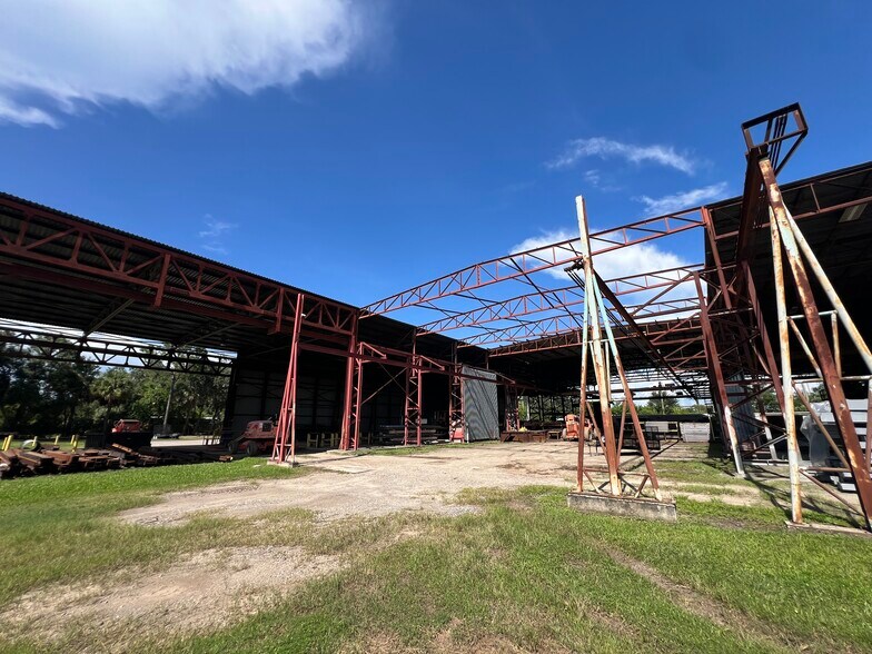 More Photos Of 5101 S 24th Ave, Tampa Manufacturing For Sale