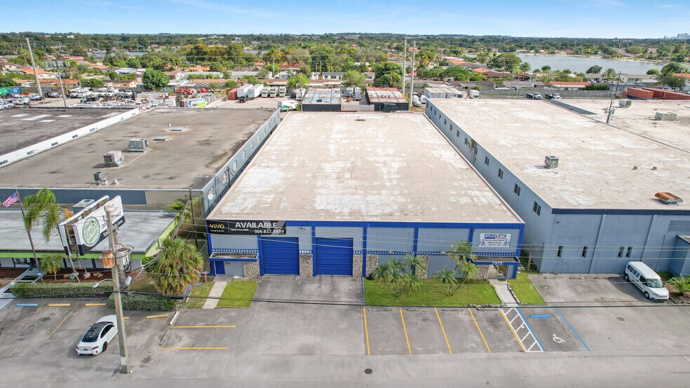 More Photos Of 7975-7985 W 20th Ave, Hialeah Warehouse For Lease