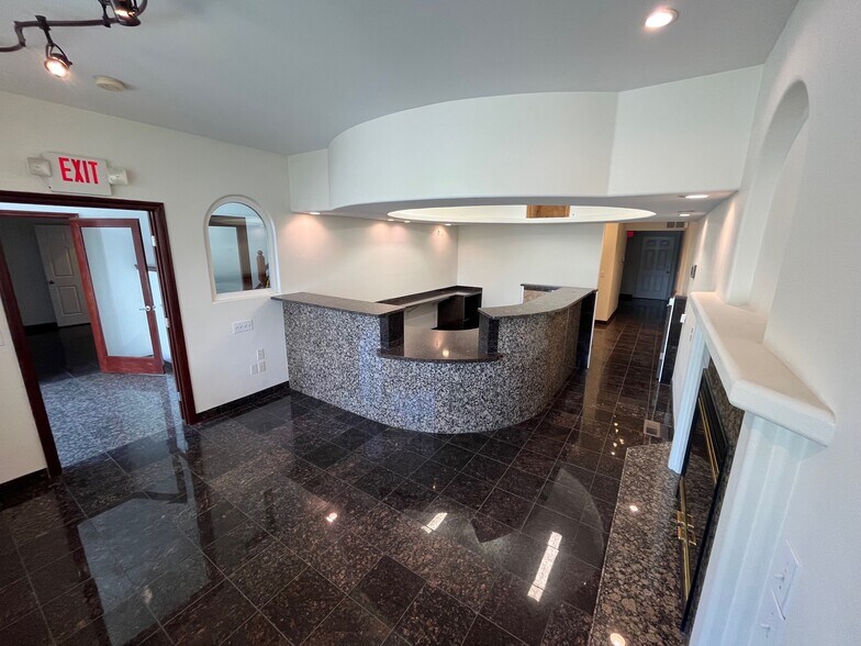 More Photos Of 1715 W Kennewick Ave, Kennewick Medical For Sale