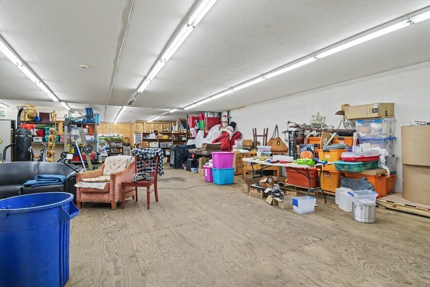 More Photos Of 1235-1239 Cushman Ave, San Diego Service For Sale