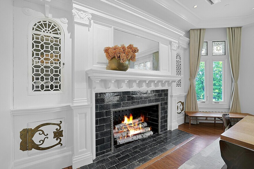 More Photos Of 20 Nazareth Way, Philipstown Specialty For Sale