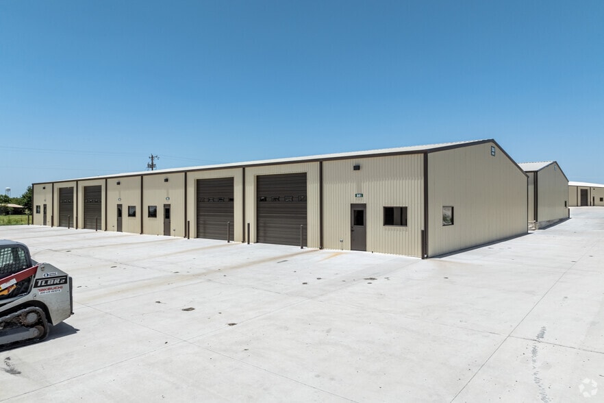 More Photos Of 3100 FM 972, Georgetown Unknown For Lease