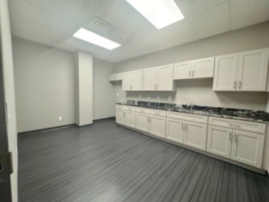 More Photos Of 344 Maple, Gallatin Industrial For Lease