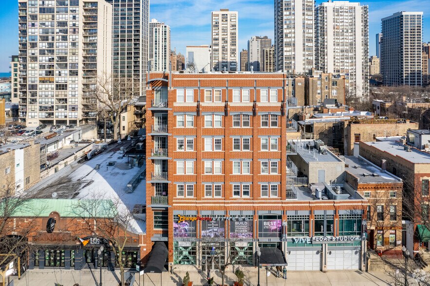 More Photos Of 1515 N Wells St, Chicago Apartments For Lease