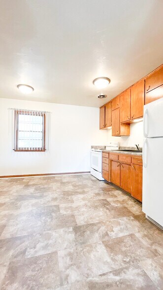 More Photos Of 1730 S 17th St, Lincoln Apartments For Sale