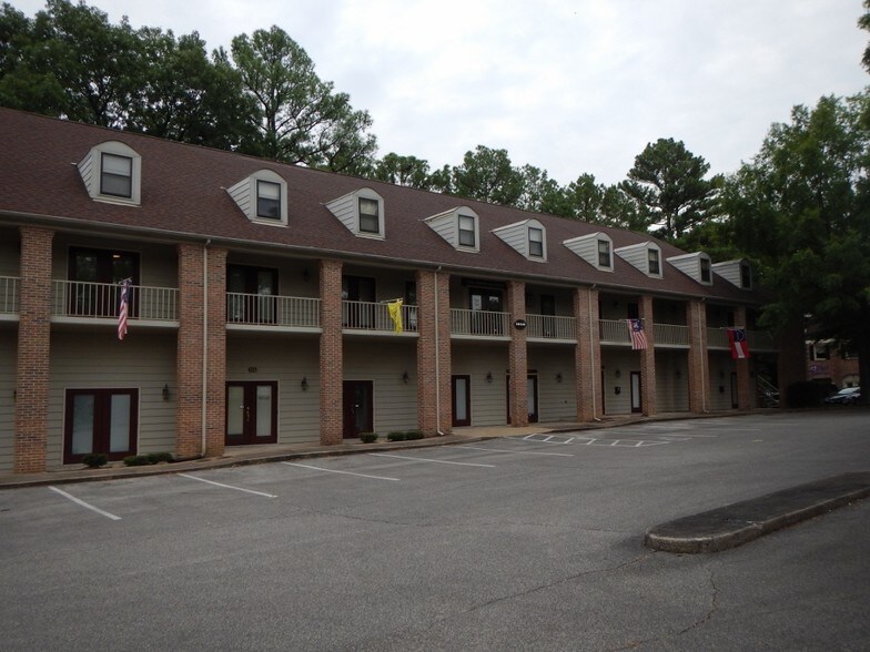 More Photos Of 1850 Poplar Crest Cv, Memphis Office For Lease