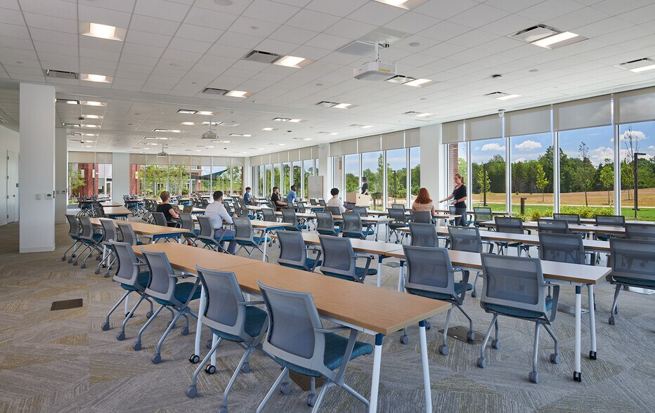 More Photos Of 995 Research Park Blvd, Charlottesville Office For Lease