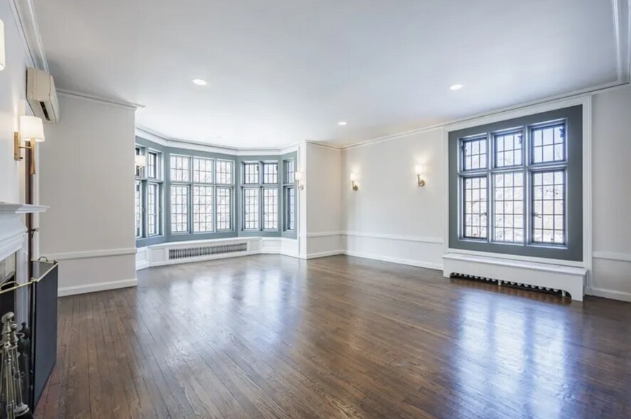 More Photos Of 935 East Ave, Rochester Office For Sale