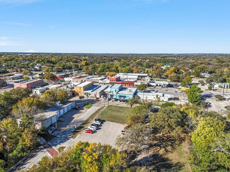 More Photos Of 130 N Main St, Mansfield Storefront Retail Office For Sale