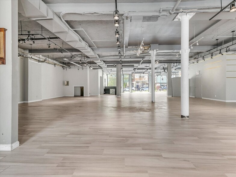 More Photos Of 81 Boylston St, Brookline Storefront For Sale