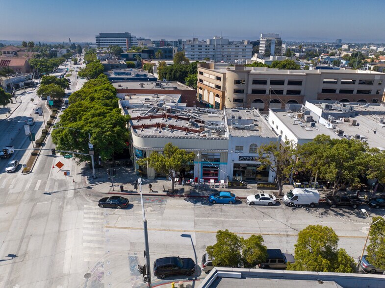 More Photos Of 3847 Main St, Culver City Storefront Retail Office For Lease