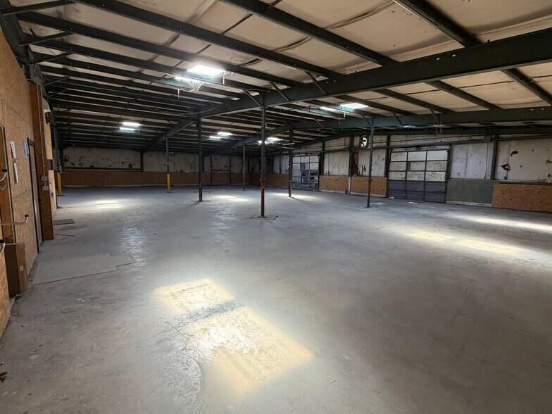 More Photos Of 1500 E 42nd St, Chattanooga Industrial For Lease