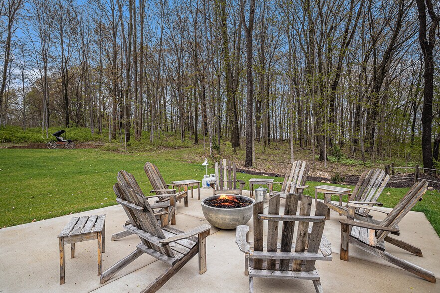 More Photos Of 15165 Main St, Buchanan Theater Concert Hall For Sale