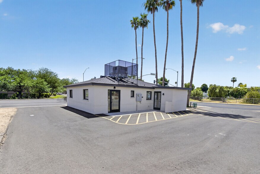 More Photos Of 7002 E Osborn Rd, Scottsdale Medical For Sale