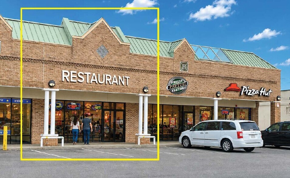 Primary Photo Of 36-84 E Sunrise Hwy, Lindenhurst Storefront Retail Office For Lease