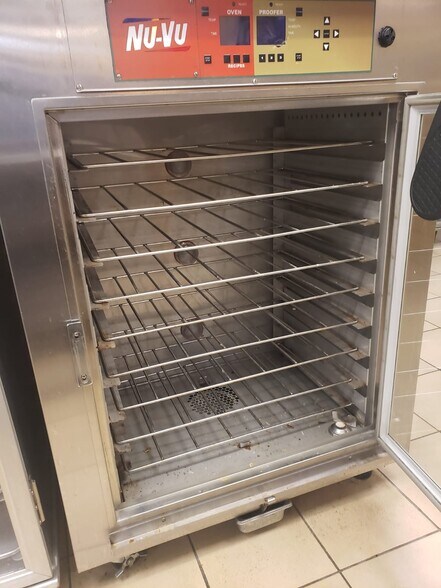 More Photos Of 1860-1868 Centre St, West Roxbury General Retail For Sale