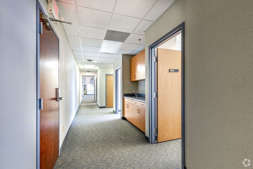 More Photos Of 360 Sherman St, Saint Paul Medical For Sale