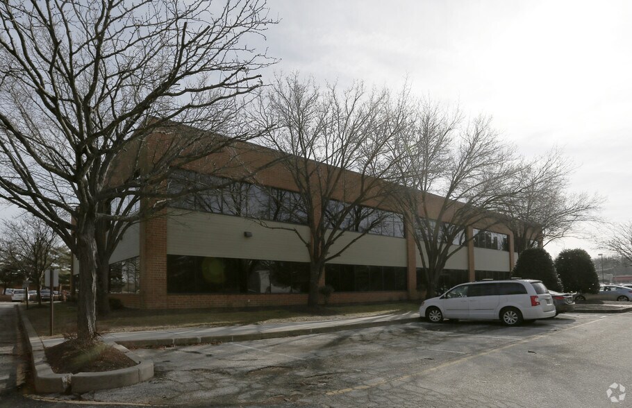 More Photos Of 160 Greentree Dr, Dover Medical For Lease