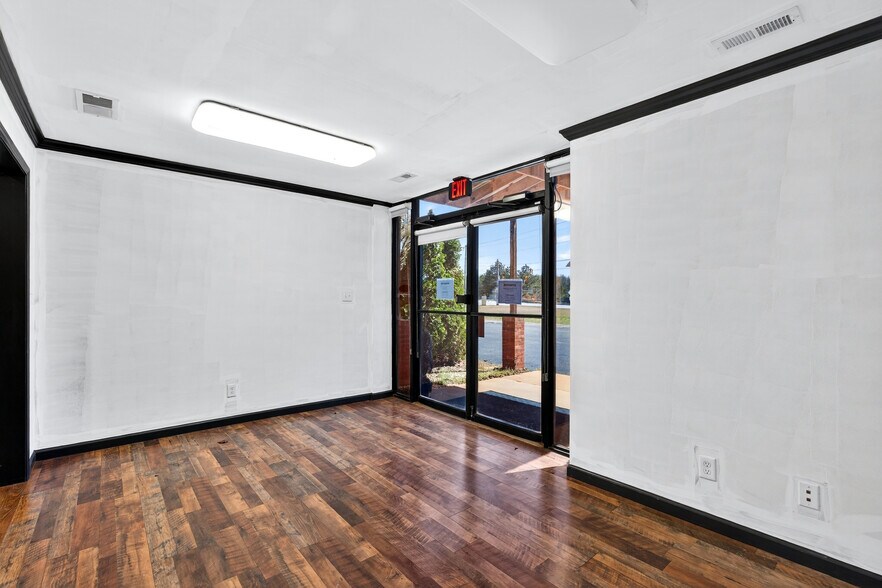 More Photos Of 1095 Southport Rd, Spartanburg Manufacturing For Lease
