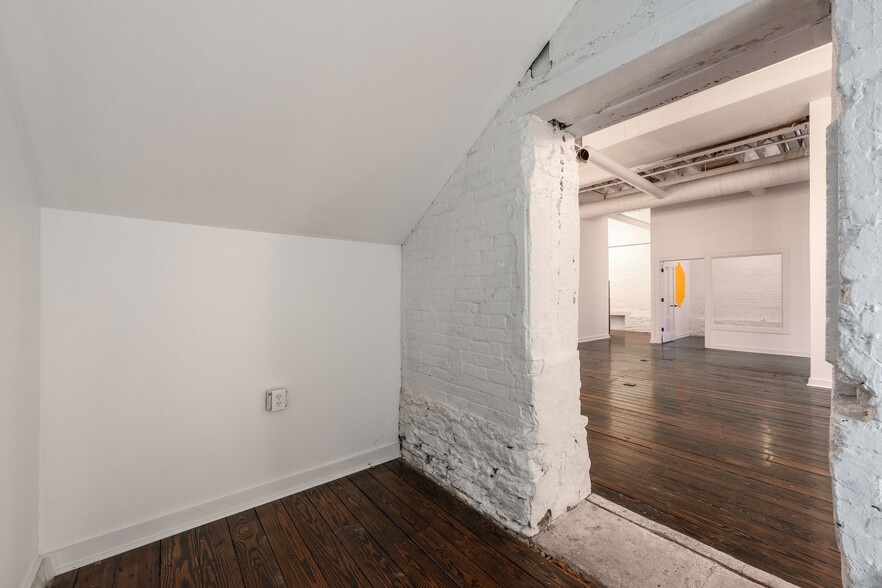 More Photos Of 31 Innovation Aly, Covington Loft Creative Space For Lease