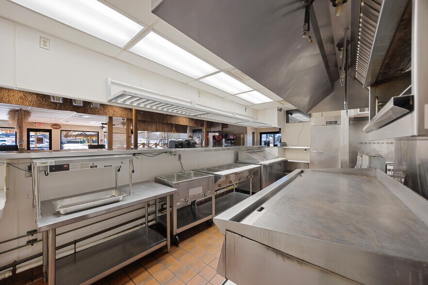 More Photos Of 71 Carriage House Dr, Jackson Restaurant For Sale