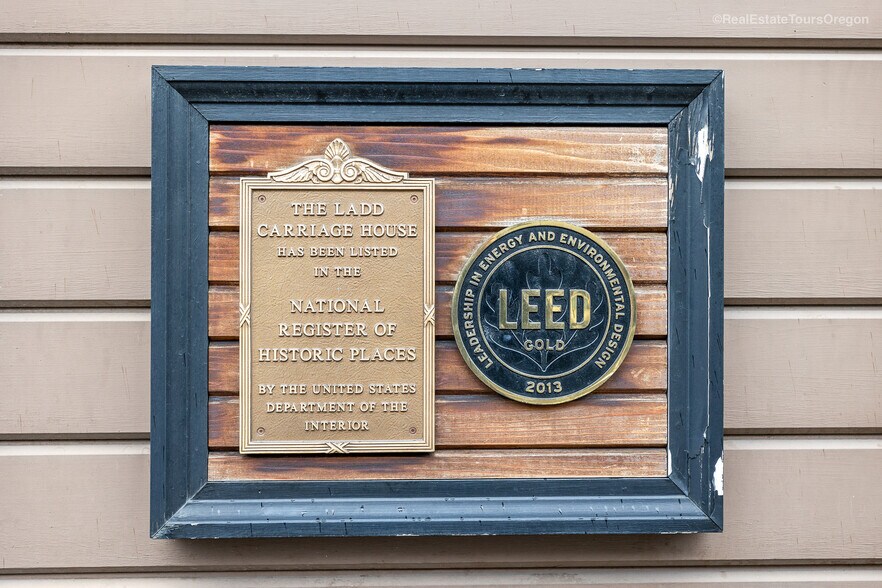 More Photos Of 1331 SW Broadway St, Portland Restaurant For Sale