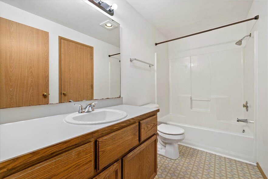 More Photos Of 930 Stitch Rd, Lake Stevens Apartments For Sale