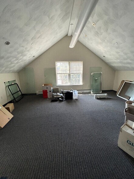 More Photos Of 89 Hancock St, Stoneham Loft Creative Space For Lease