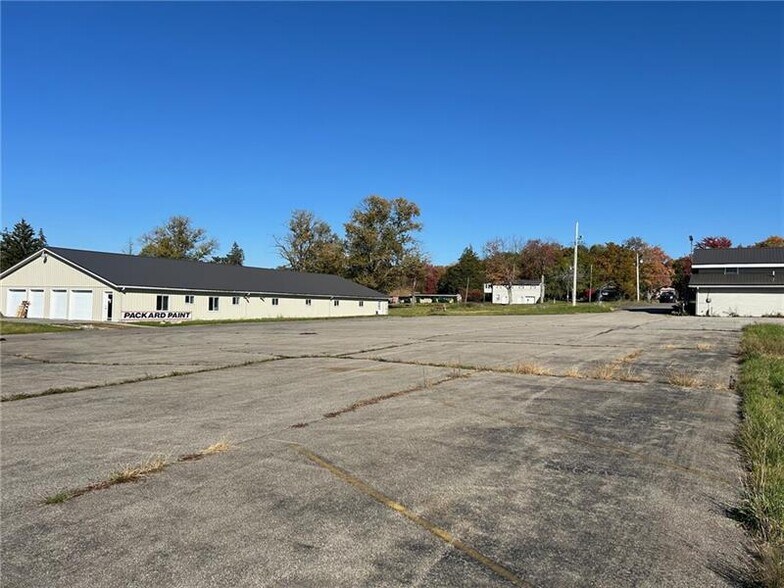 More Photos Of 359 Mercer Rd, Greenville Contractor Storage Yard For Sale
