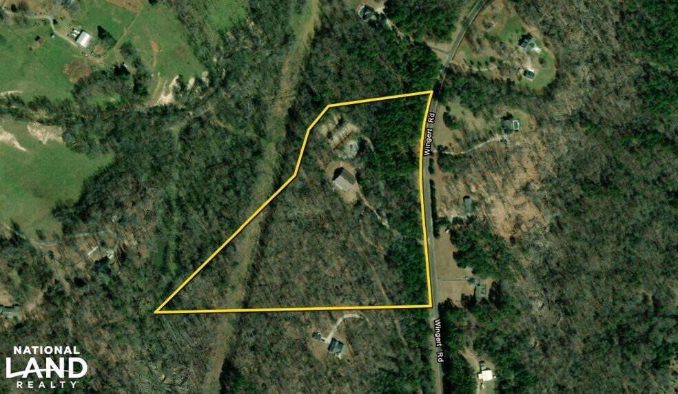 More Photos Of 701 Wingert Road rd, Greenwood Specialty For Sale