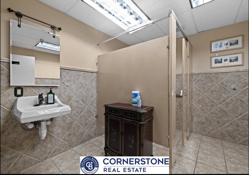 More Photos Of 4075 Cy Ave, Casper General Retail For Sale