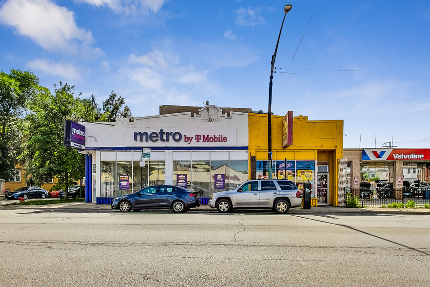 Primary Photo Of 3034-3036 N Pulaski Rd, Chicago Storefront For Sale