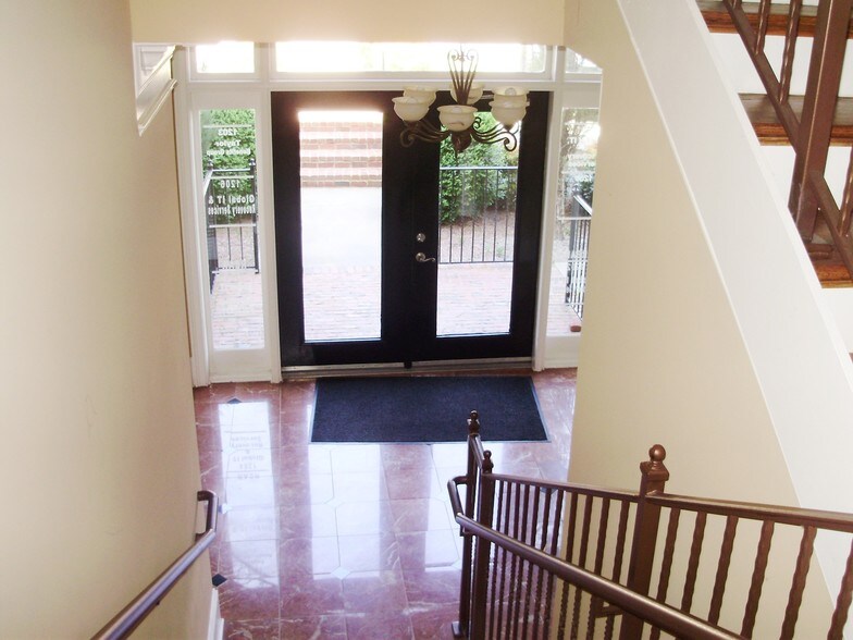 More Photos Of 5400 Laurel Springs Pky, Suwanee Office For Sale