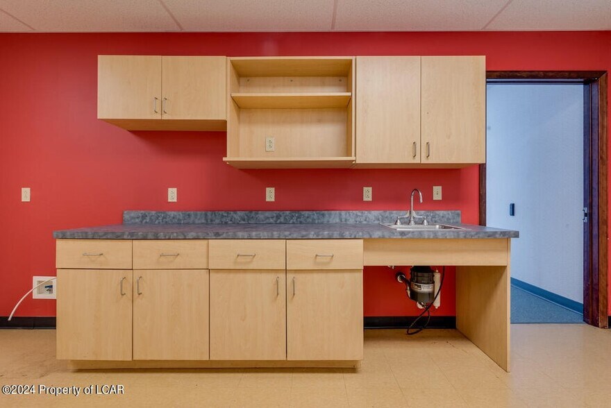 More Photos Of 832 Airport Rd, Hazle Township Medical For Sale