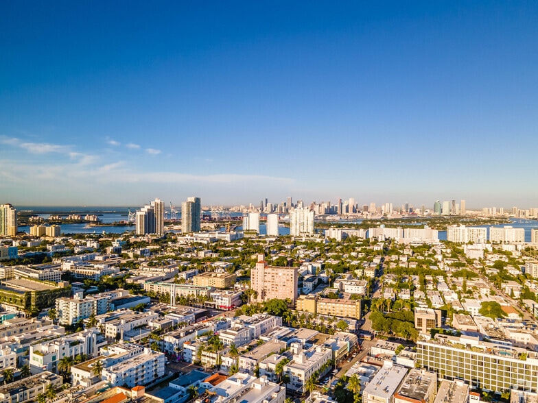 More Photos Of 852 Collins Ave, Miami Beach Hotel For Sale