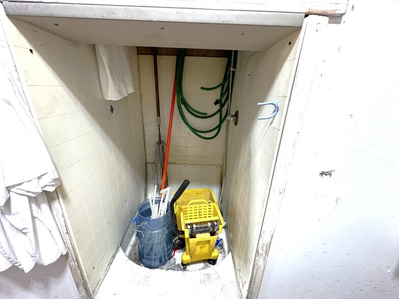 More Photos Of 4280 S Highway 95, Fort Mohave Restaurant For Sale