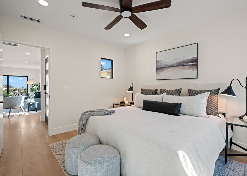 More Photos Of 216 Cliff Dr, Laguna Beach Apartments For Sale