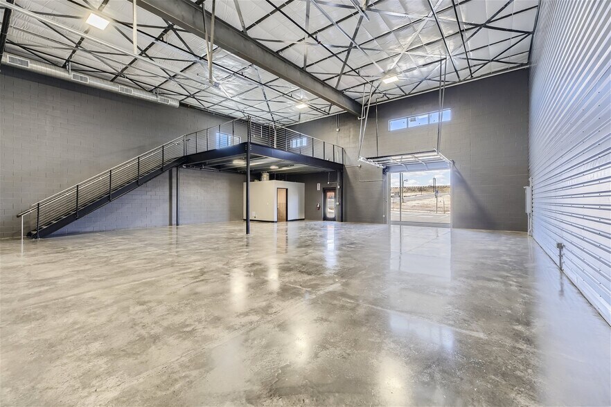 More Photos Of 1010 S Interstate Rd, Castle Rock Showroom For Sale