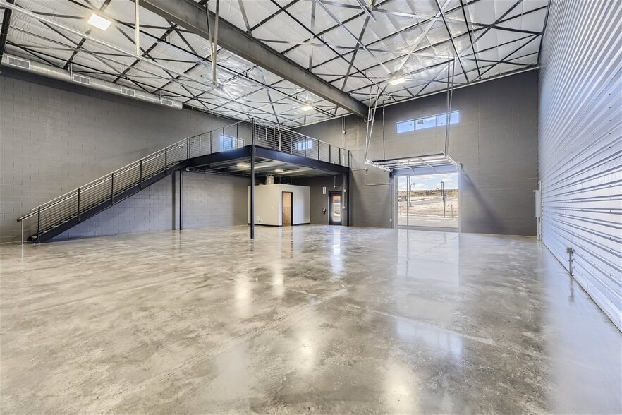 More Photos Of 1010 S Interstate Rd, Castle Rock Showroom For Sale