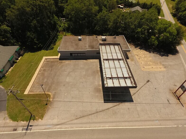 More Photos Of 2600 Earls Bridge Rd, Easley Convenience Store For Sale