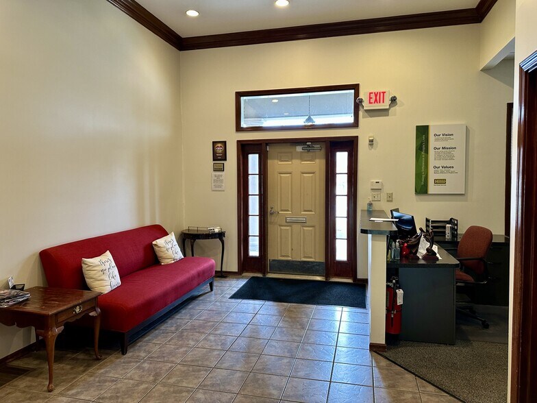 More Photos Of 4261 Morse Rd, Columbus Office For Sale