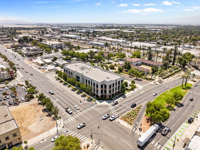 More Photos Of 150 E Holt Blvd, Ontario Medical For Sale